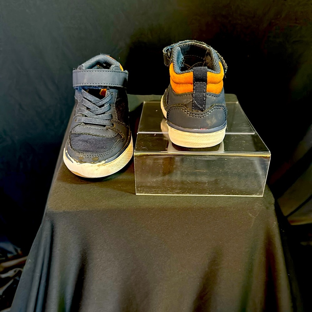 Toddler 7 blue place shoes